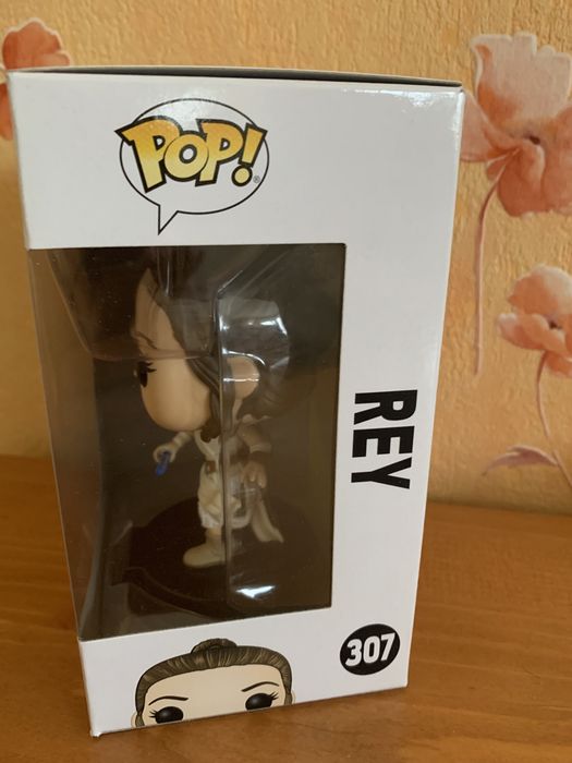 Figurina Funko POP! Star Wars - Rise of Skywalker, Rey 307