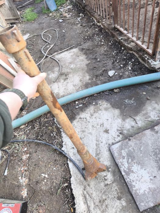 Сондажна машина с камионче