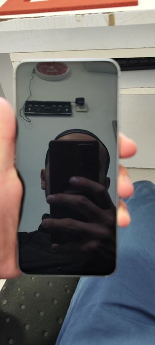 Samsung A56gb    12 256gb