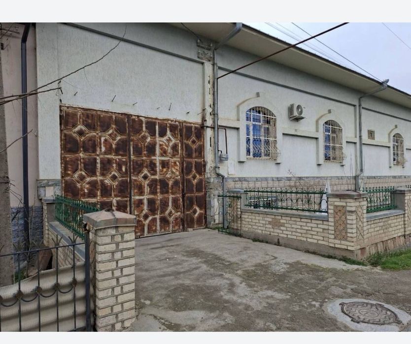 Дўрмонда 9,12 сотих Ховли сотилади.
