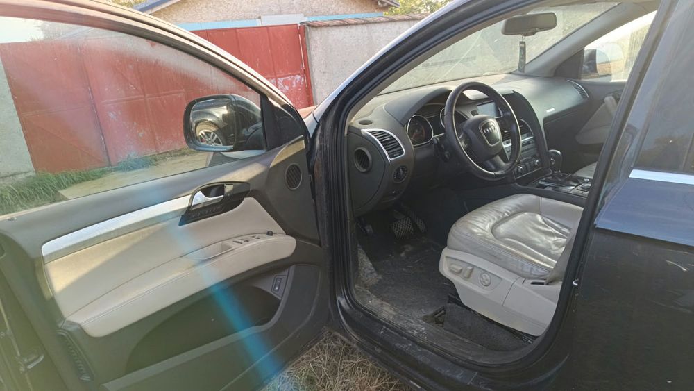 Vând audi q7 fara acte