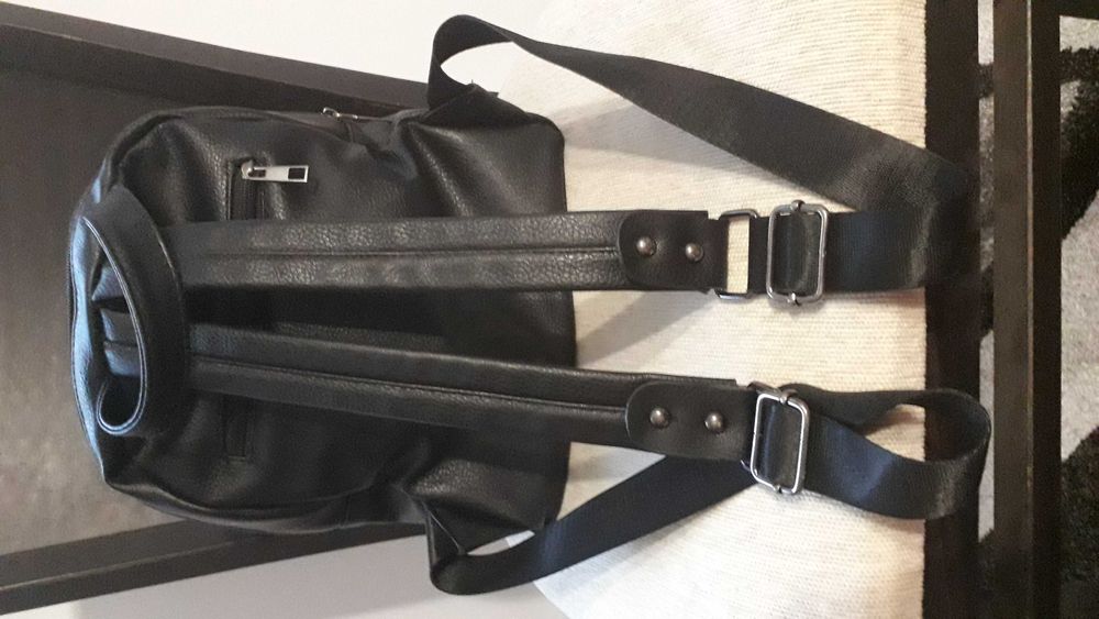 Дамска модерна раница