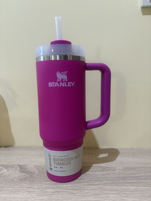 Термочаша Stanley Quencher H2.0 FlowState™ Tumbler