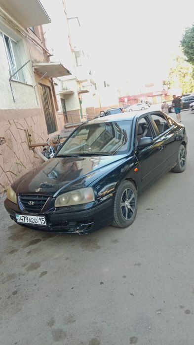 Продам машину Hyundai Elantra