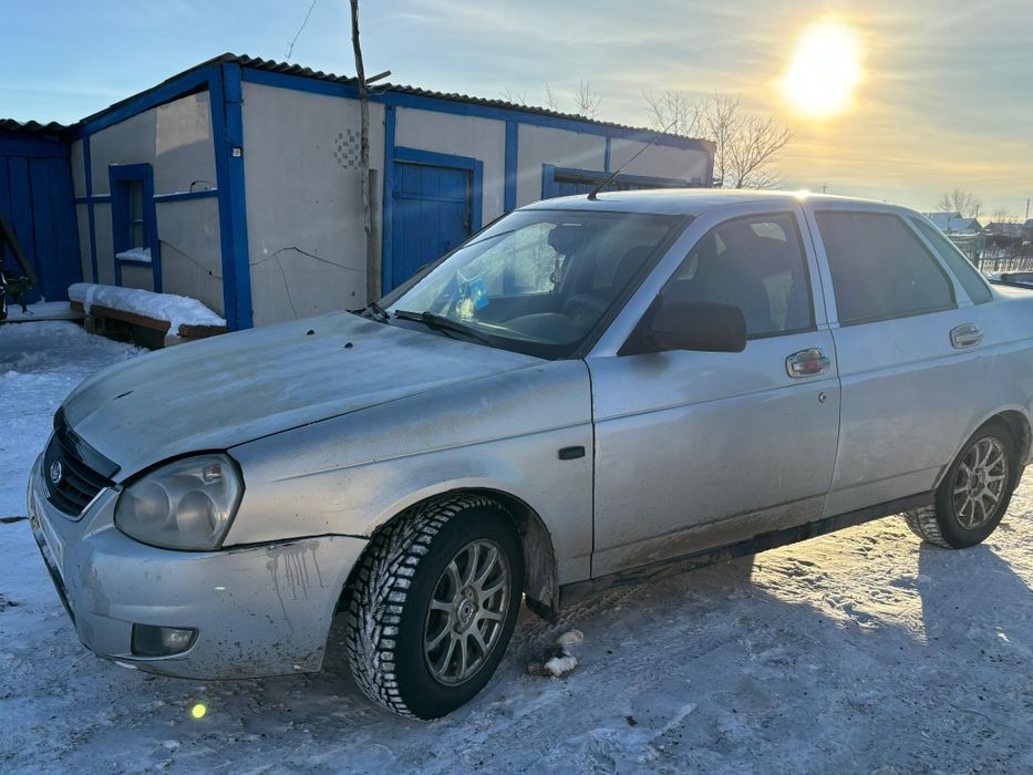 Серая лада приора 2011 года