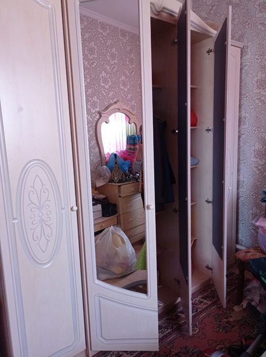 Спальный гарнитур