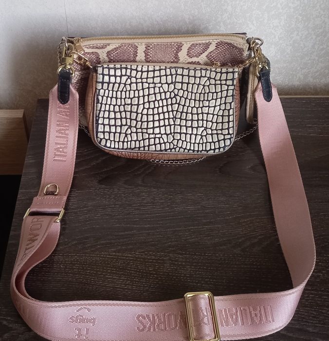 Модная женская сумочка