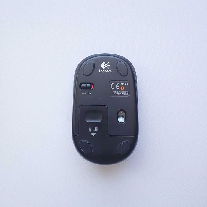 Мышка Logitech M325 без проводная.