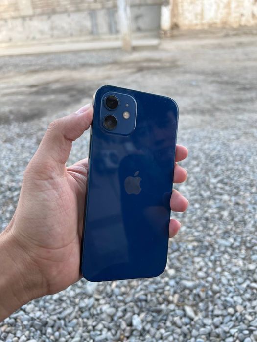 Nomi IPhone    12