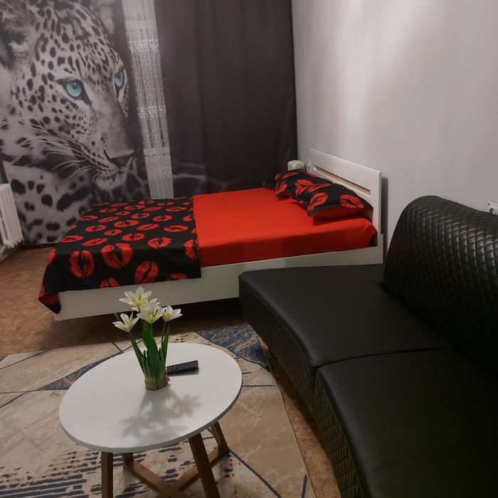 2часа-4000. Ночь 8000Универсам