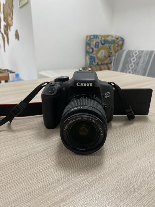 Продам Canon EOS 750D + объектив 18‑55 мм