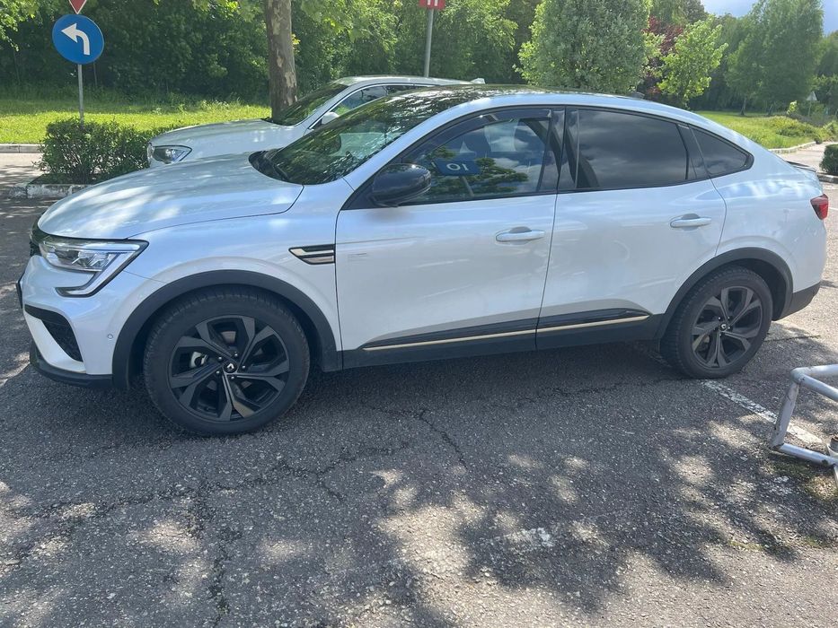Renault Arkana Renault Arkana 2023 | E-TECH 145 E-Tech Engineered | Hybrid Automată