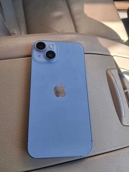 Продам IPhone 14