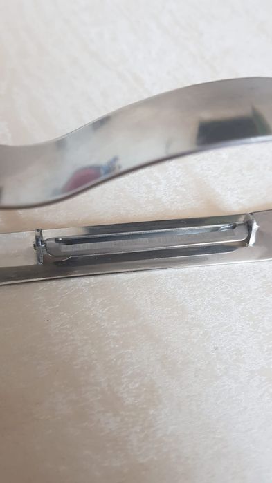 Vand dispozitiv curatat legume