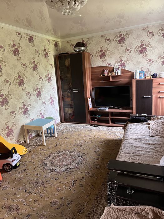 продам 1/2 дома  либо обмен