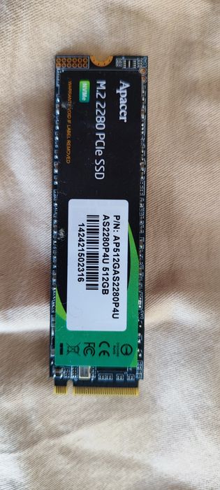 Компютър геймърски  ryzen 5600x ,rx 6600xt ,16 рам 3200mhz, захр.550+g