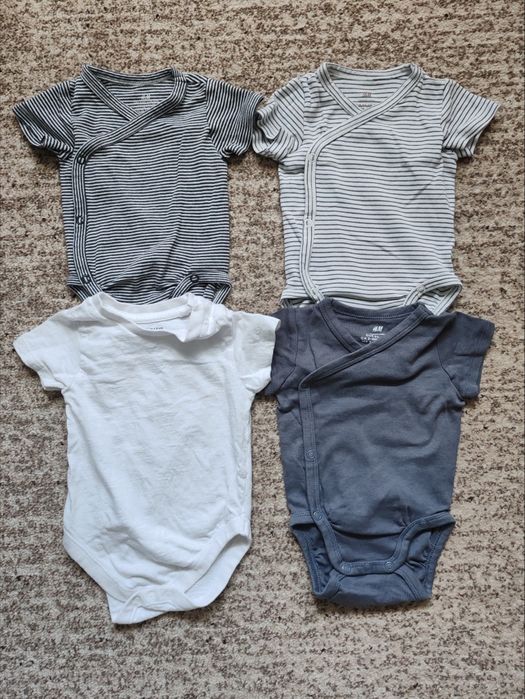 Lot de vara baiat 62-68 (4 body+4 pantaloni scurti)