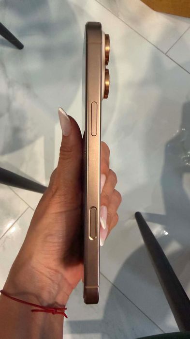 iPhone 16 pro max