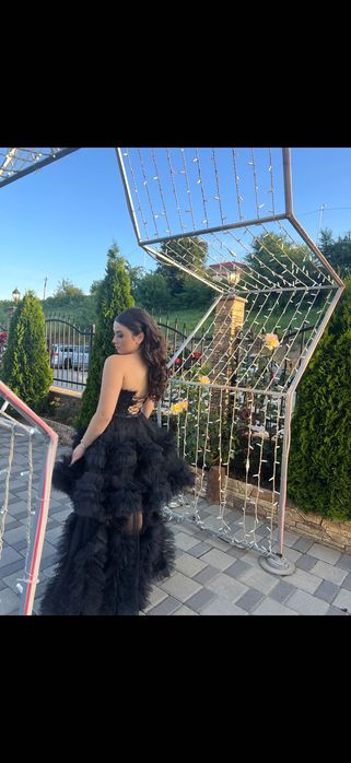 Официална рокля