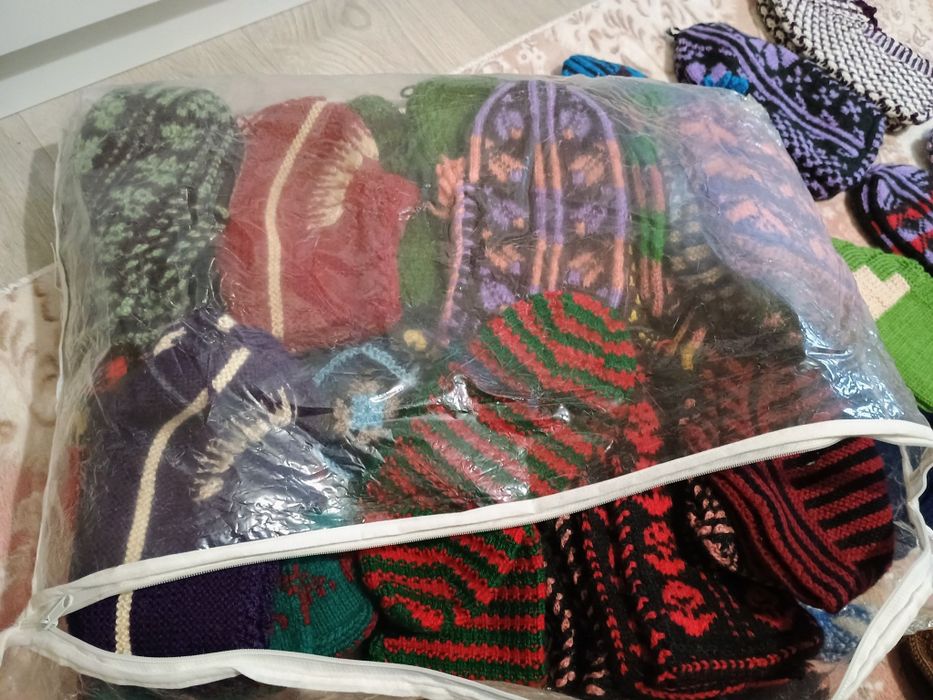 Плетени чорапи, терлици и елеци