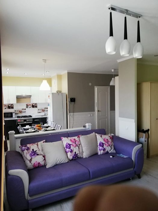 продается срочно диван