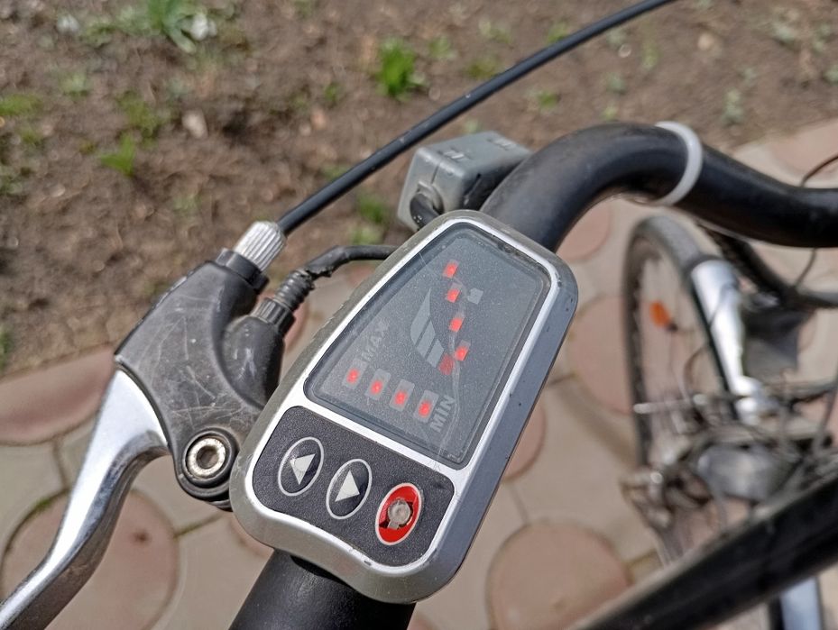 Bicicleta electrica asistată