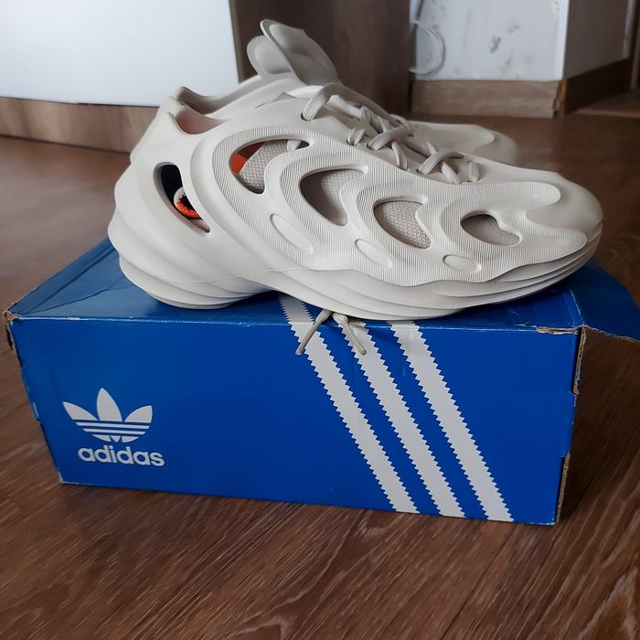 Кроссовки ADIDAS
