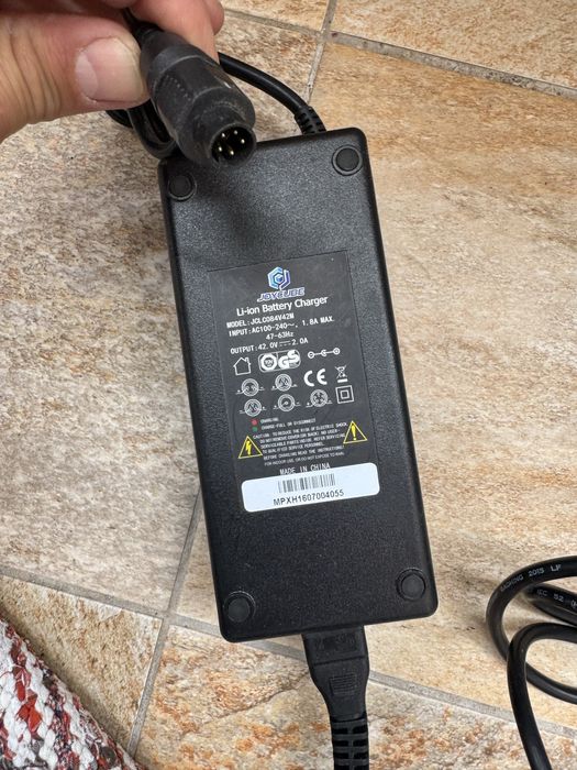 Incarcator bicicleta electrica 42v-2ah joycube