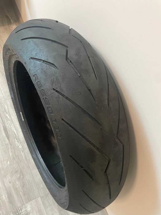 Мото гума Pirelli Diablo Rosso 3 задна + подарък предна