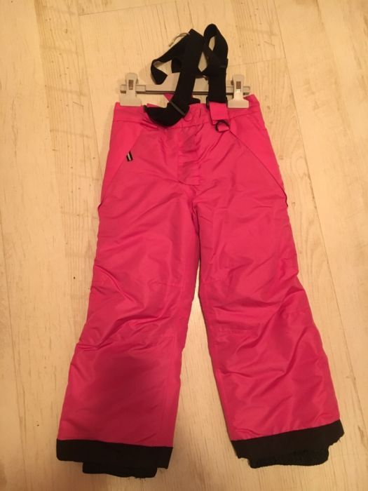 Зимно яке и гащеризон