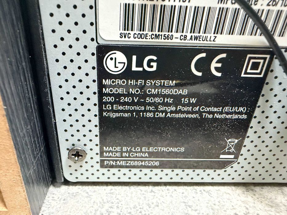 Аудио микросистема LG Micro Hi-Fi Audio System CM1560 Player,FM,USB,AUX,Bluetooth