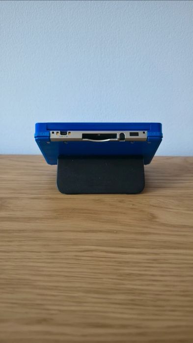 Nintendo 3DS,  Modat,~1500 pe card, 18-în-1