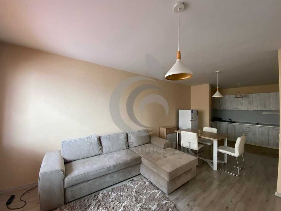 Дава се под наем Двустаен апартамент в София, Хладилника - 75 кв.м за 475 € - Снимка #1