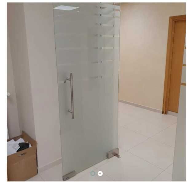 Стъклена преграда за офис/коридор и др.