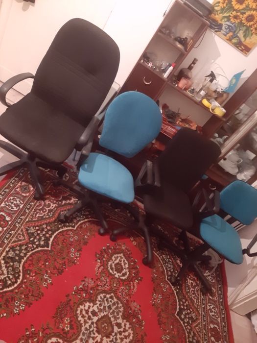 Продам кресло офисное