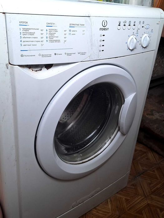 Стиральная машина Indesit