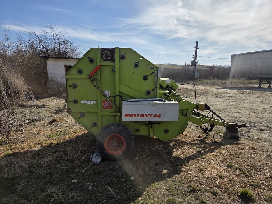 Presa baloti rotunzi Claas rollant 44