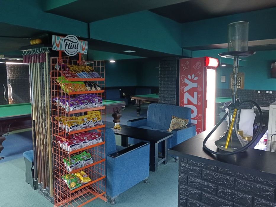 Бильярдный  клуб срочно Сотилади