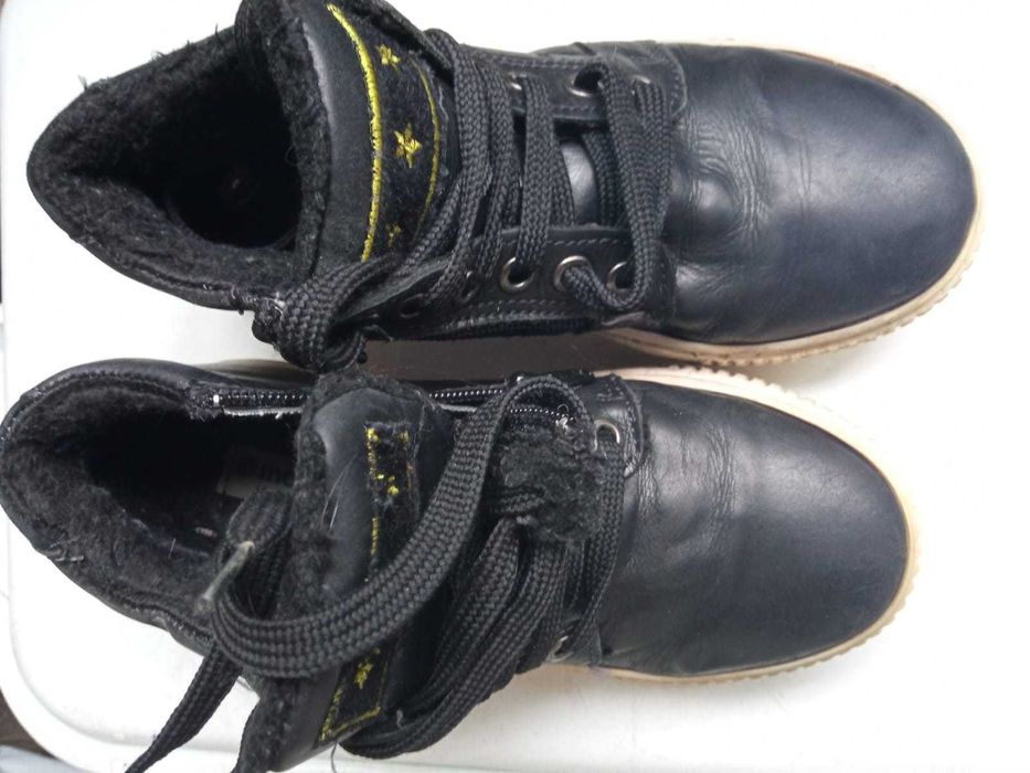 Ghete imblanite tip adidas cu fermuar pt.copii, marimea 31