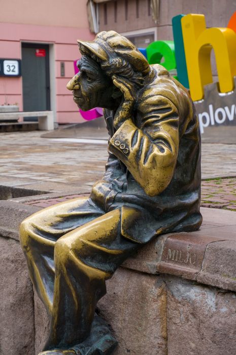 Sony NEX F3 + Sony SELP1650 (power zoom)