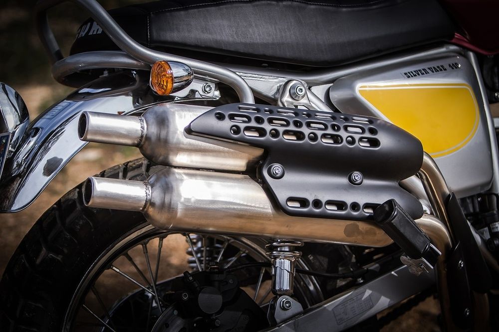 Мотор кафе рейсър SWM Silver Vase 440 Cafe Racer