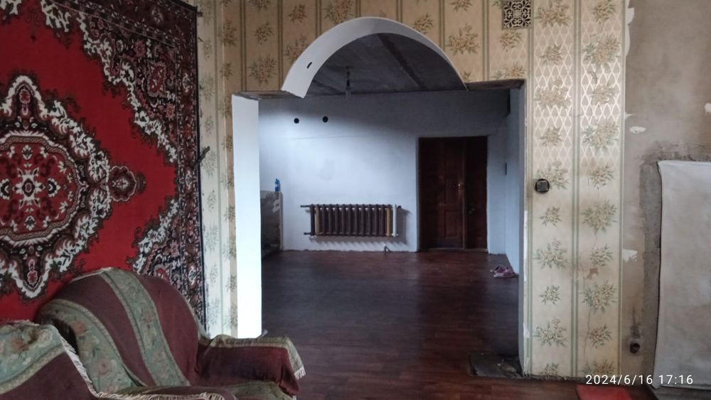 Продам большой дом