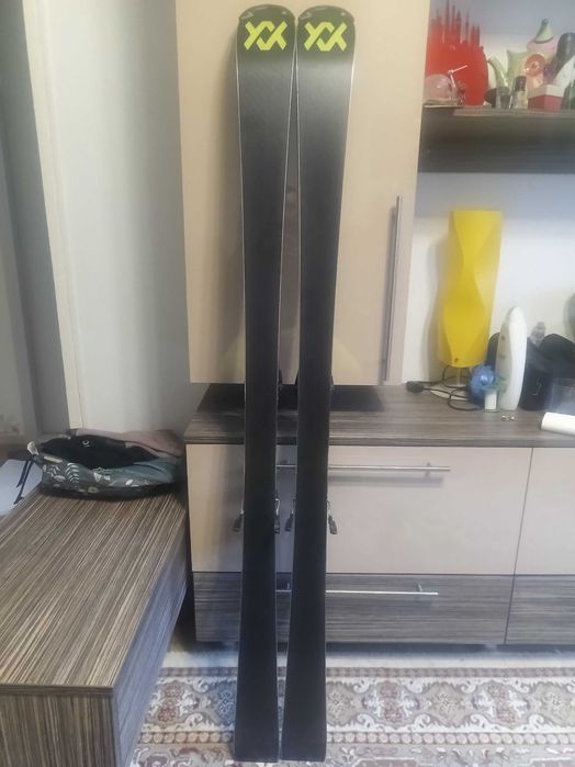 Schiuri Volkl Race Tiger FIS 155cm