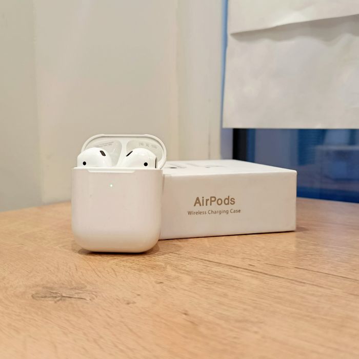 AirPods 2 оригинал + коробка | Батарея отличная