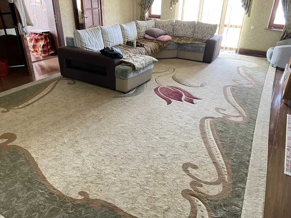 Ковер большой для дома