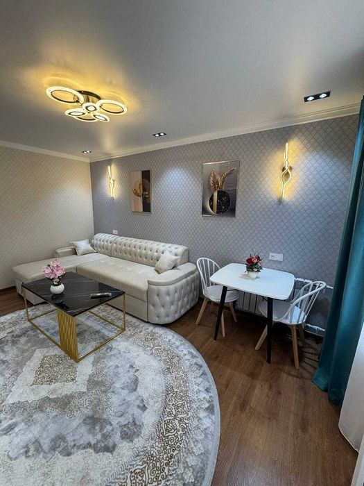 Квартал-6 Кирпич 1в2/3/4 балкон 1,2/3 Ориентир Парус