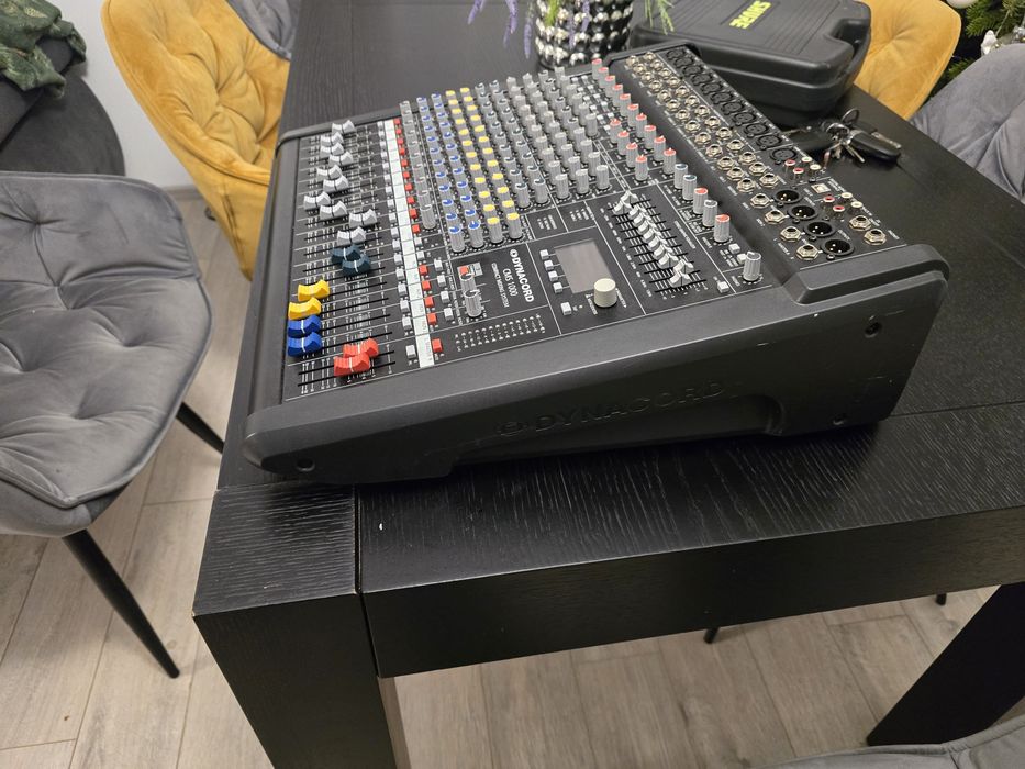 Schimb sau vand Mixer Dynacord 1003 CMS cu power mate 1002-2