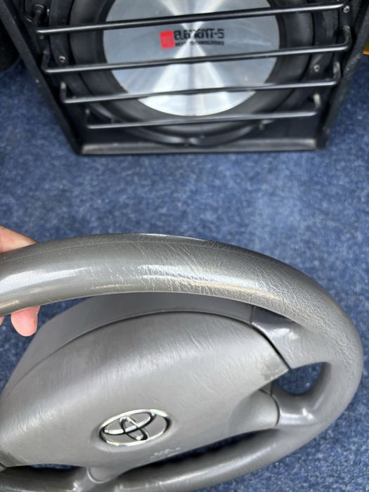 Продам руль камри 30