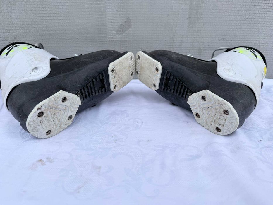 Clapari ski schi copii Head Edge j marime Eur:30 Mondo:20