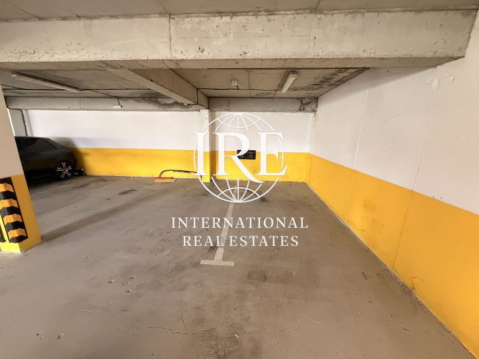 Продава се Гараж / Паркомясто в Варна, Възраждане 3 - 12 кв.м за 1917 €/кв.м - Снимка #1